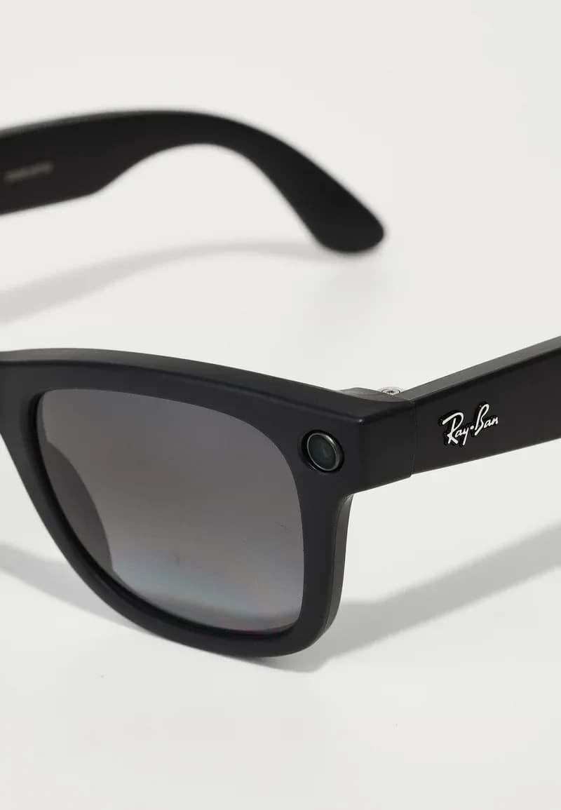 Ray Ban Wayfarer Meta Glasses -Matte Black 4