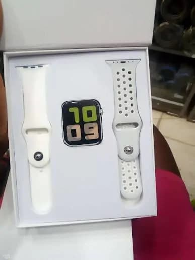 T55 Series 5 Smart Watch - White 4