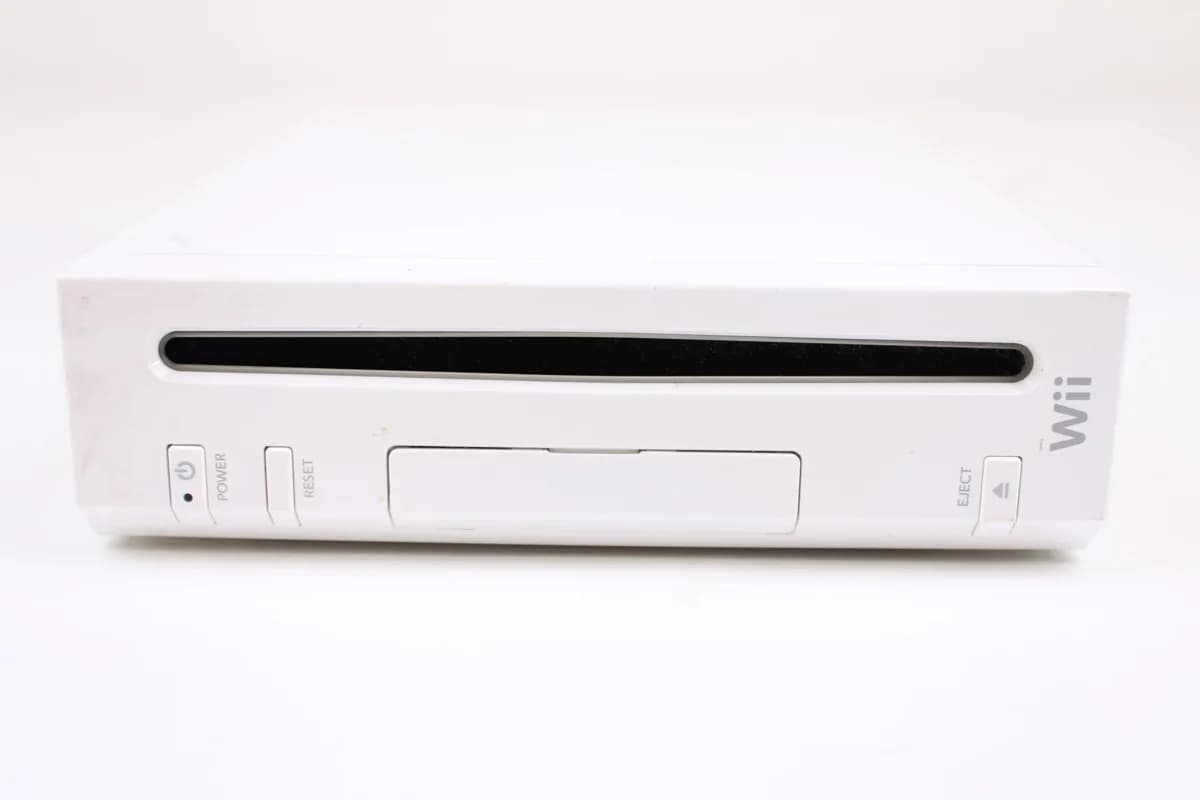 NINTENDO WII CONSOLE WITH 6 DOWNLOADED GAMES (WII SPORTS BUNDLE) 4