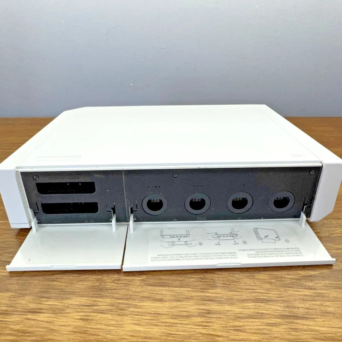 NINTENDO WII CONSOLE WITH 6 DOWNLOADED GAMES (WII SPORTS BUNDLE) 2