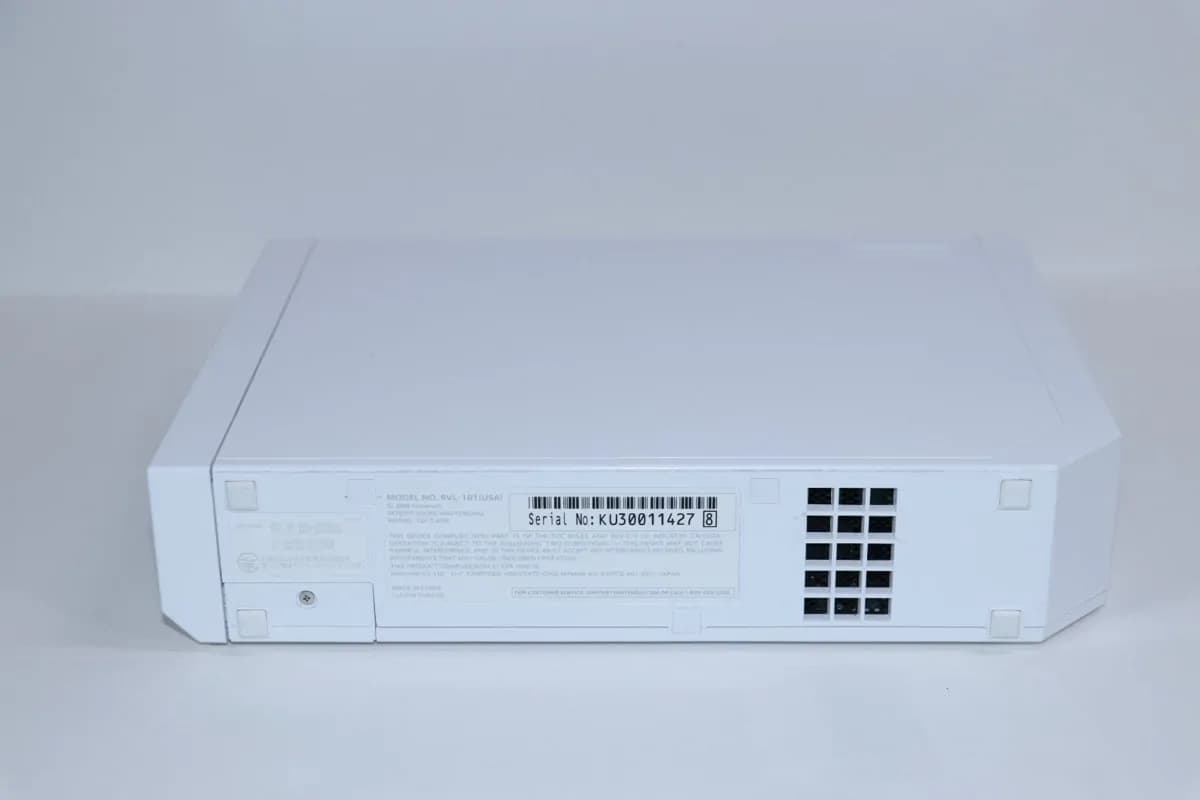 Nintendo Wii Console+ Wii Balance Board - Bundle  White 6