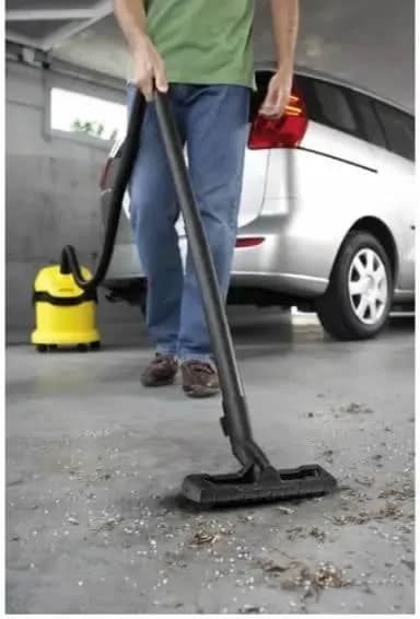 Karcher Wd 2 Wet And Dry Vacuum Cleaner - 1000W 3