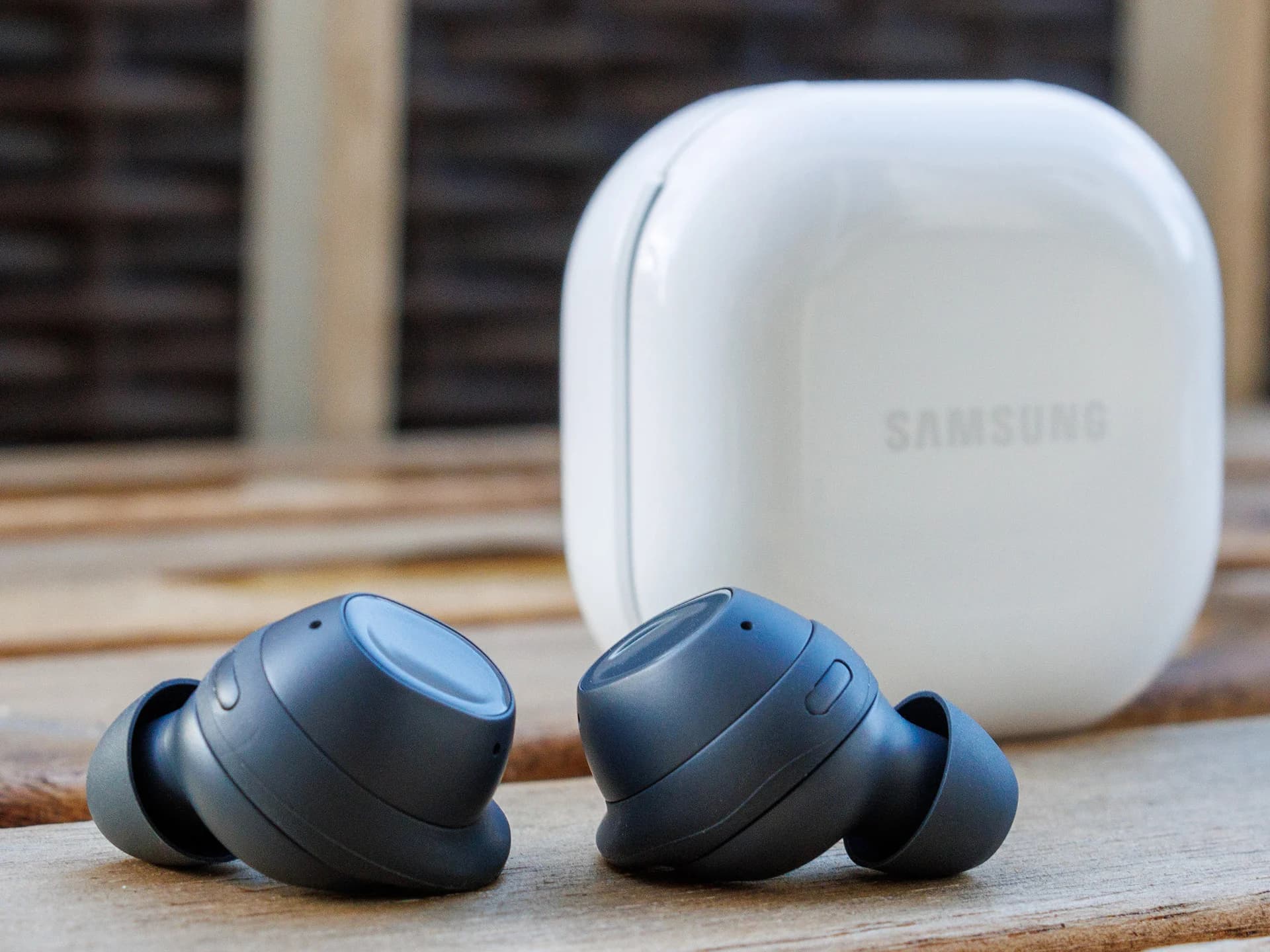 Samsung Galaxy Buds FE True Wireless Bluetooth Earbuds with Active Noise Cancellation