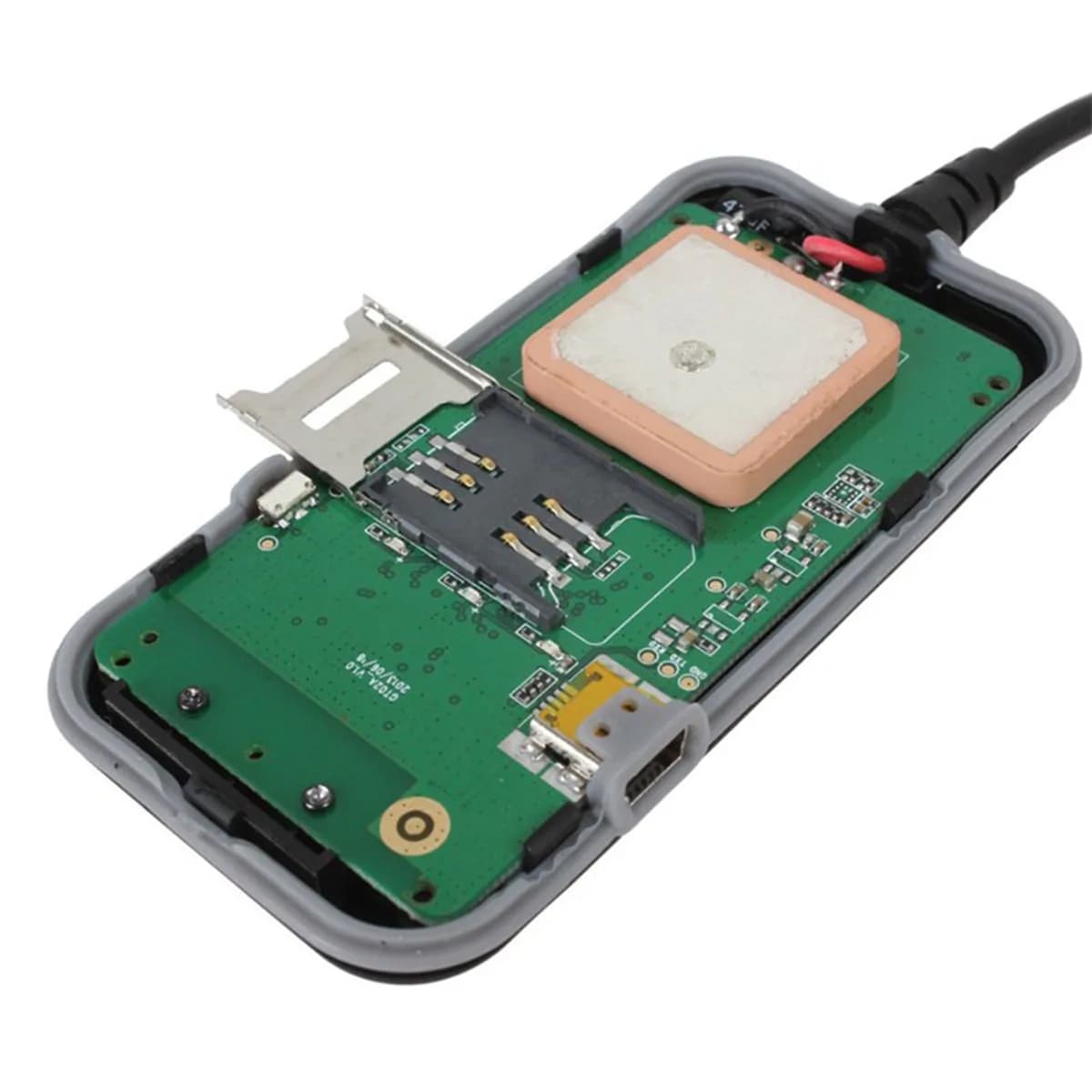 GT02 GPS Vehicle Tracker 5