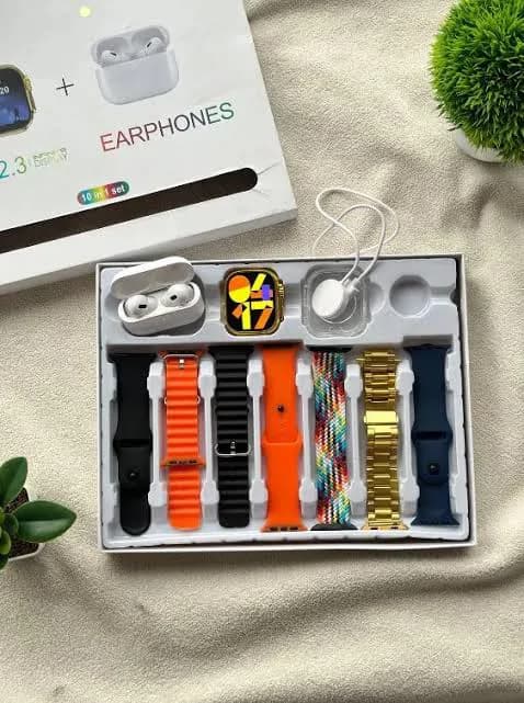 i20 Ultra 3 Smart Watch Free Earbuds And 7 Straps 2