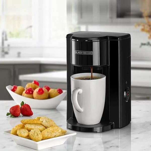 Black & Decker DCM25-B5 300W Single Cup Coffee Maker 2