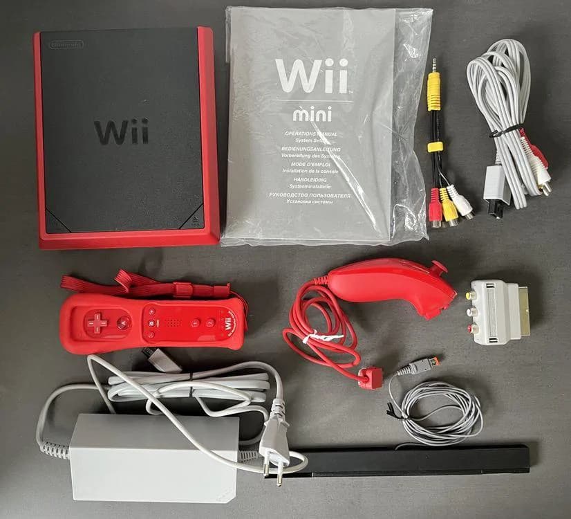 Nintendo Wii Mini Console 3