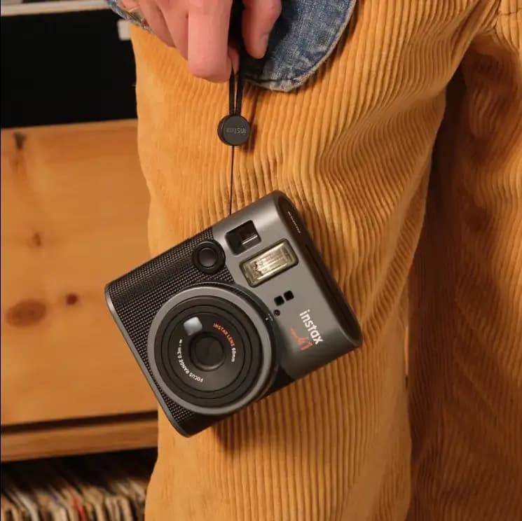 Fujifilm Instax Mini 41™ Black 8