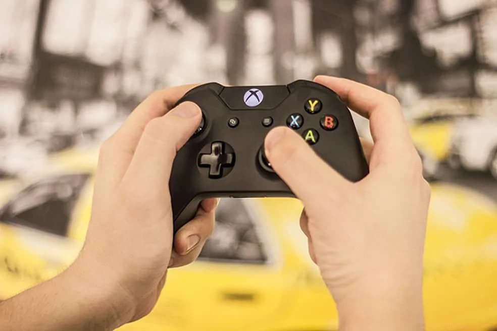Xbox One Wireless Controller 4