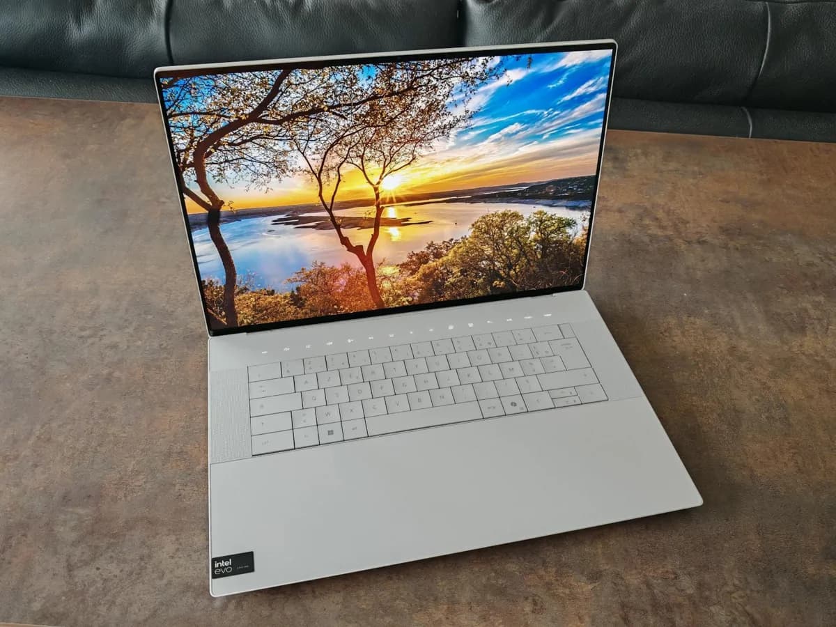 Dell XPS 16 9650 Intel Core Ultra 9 285H Processor 64GB RAM 2TB PCIe Windows 11 16-Inch 3