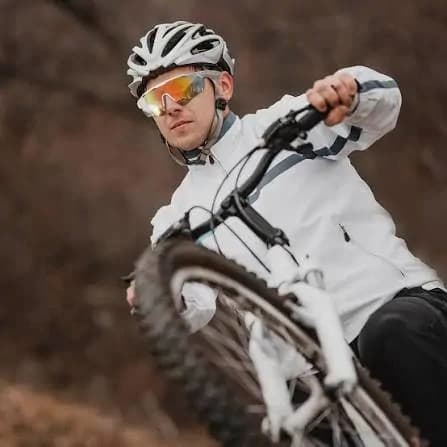 Green Lion Adventure Smart Sports Eyewear - Black 4