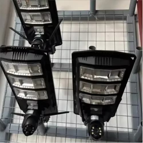 Two In One Ai Solar Camera Lighting 450w 4G Wifi Outdoor Solar Security Street Light 3