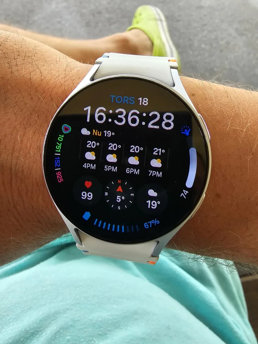 Smart Watch 7 Max Fitness Tracker Amoled BT 4