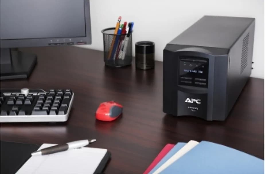 APC Smart UPS 750VA LCD 230V With SmartConnect 4