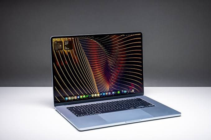 Macbook Air 2026 M5 15inches 16gb Ram 512gb SSD 4