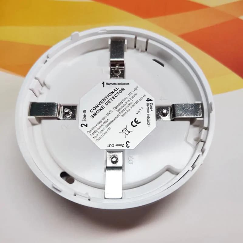 Conventional Smoke Detector for Fire Alarm Panels 3