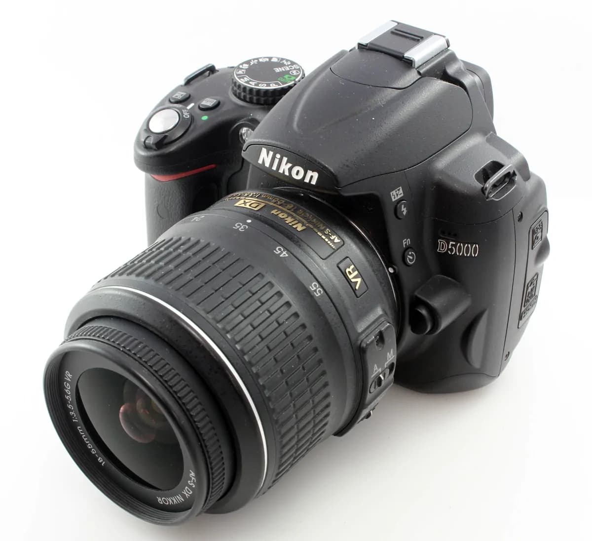Nikon Dslr Camera D5000 With 18-55 Lens