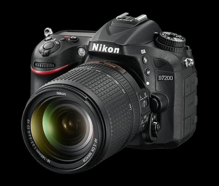 Nikon D7200 24.2MP DSLR + 18-140mm Lens Kit - 51-Point AF/ Full HD Video/ Wi-Fi