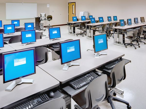 The Untold Story of Internet Cafes in Nigeria
